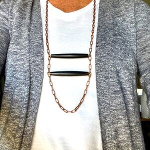 Artful necklace!! Has a earthy, minimalist vibe. Super versatile!